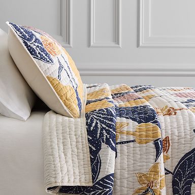 Poppy Floral Stitch Quilt & Shams