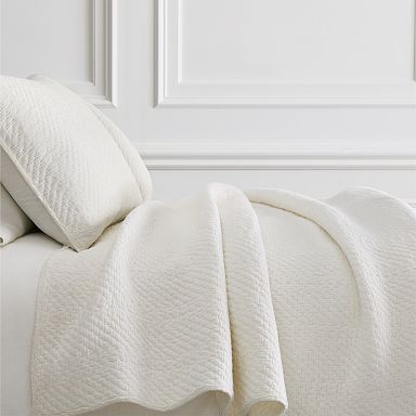 Reflections Matelasse Quilt & Shams