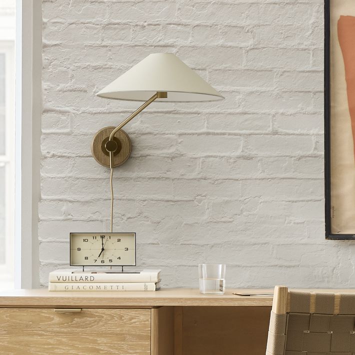 Devon Plug-In Sconce (15