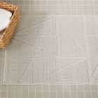 Organic Triangle Sculpted Bath Runner