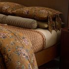 Pierce &amp; Ward Berry Lattice Quilt &amp; Shams