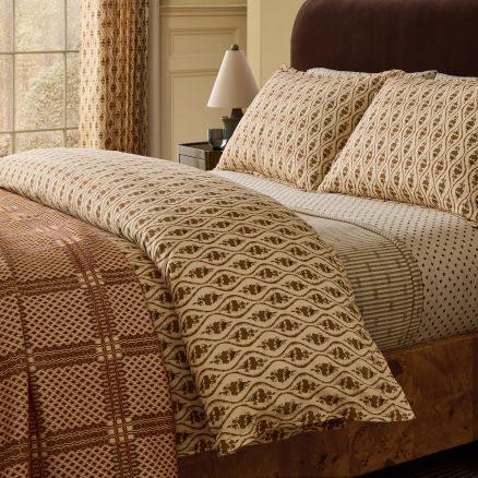 Pierce &amp; Ward Bedding