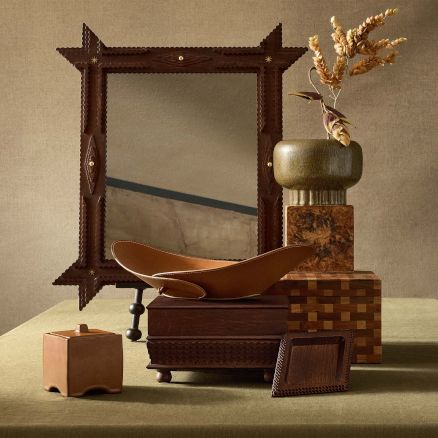 Pierce &amp; Ward Decor