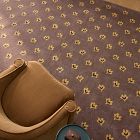 Pierce &amp; Ward Tossed Clover Wool Rug